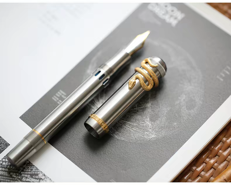 MAJOHN Ti-P137 Titanium Alloy Fountain Pen With a Cutout Ink-viewing Window