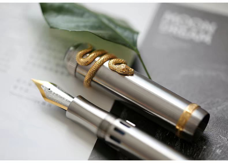 MAJOHN Ti-P137 Titanium Alloy Fountain Pen With a Cutout Ink-viewing Window