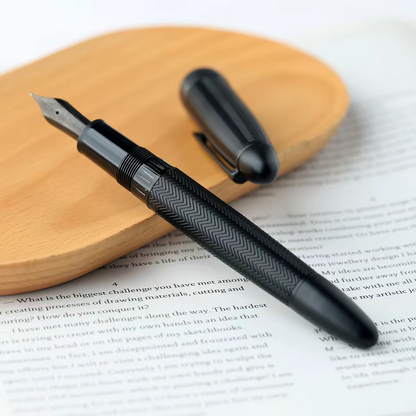 MAJOHN P136 No. 6 35mm Nib Brass Barrel With Engraved Patterns And An Ink-viewing Window