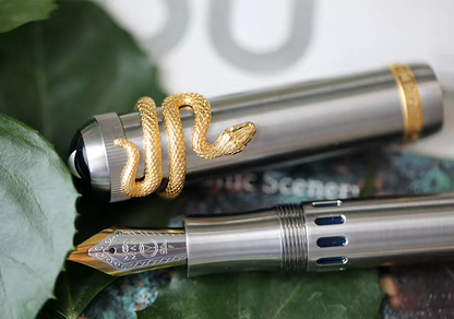 MAJOHN Ti-P137 Titanium Alloy Fountain Pen With a Cutout Ink-viewing Window