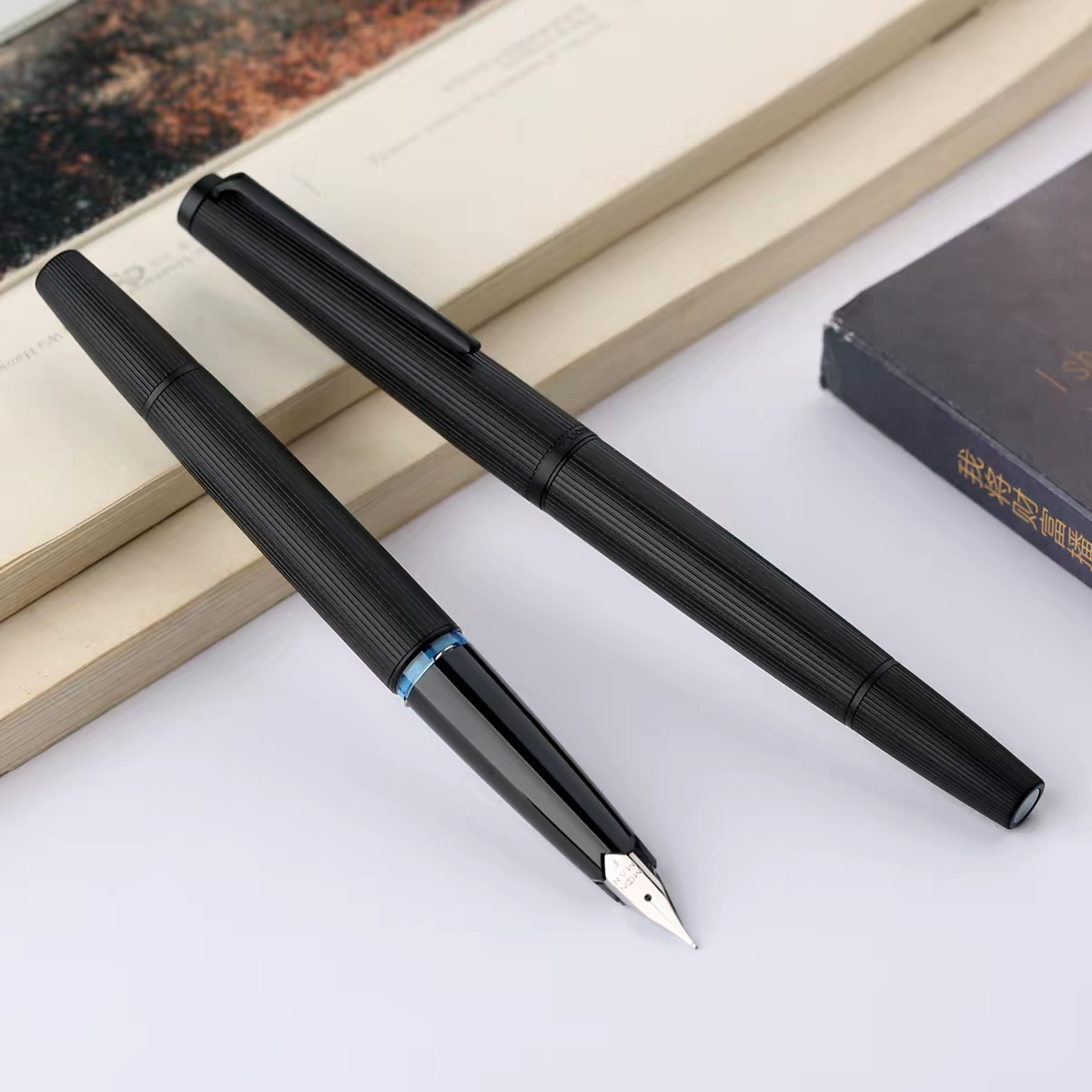 MAJOHN B32 Striped Barrel Fountain Pen