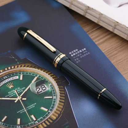 MAJOHN P141 Fountain Pen With #8 Dual-tone Gold Nib Resin Body And an Ink-viewing Window